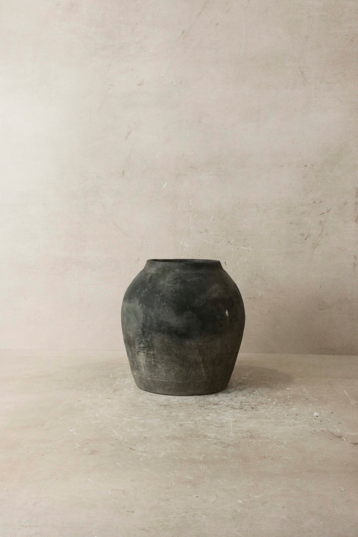 Vintage Dark Pot n° 42
