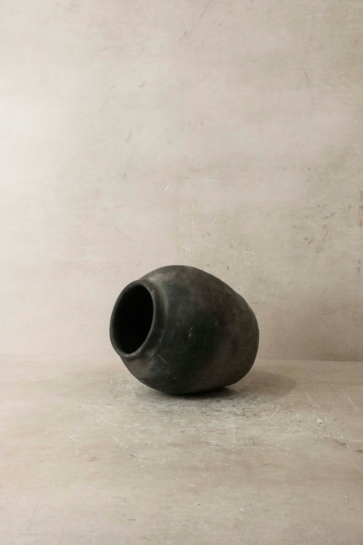 Vintage Dark Pot n° 42