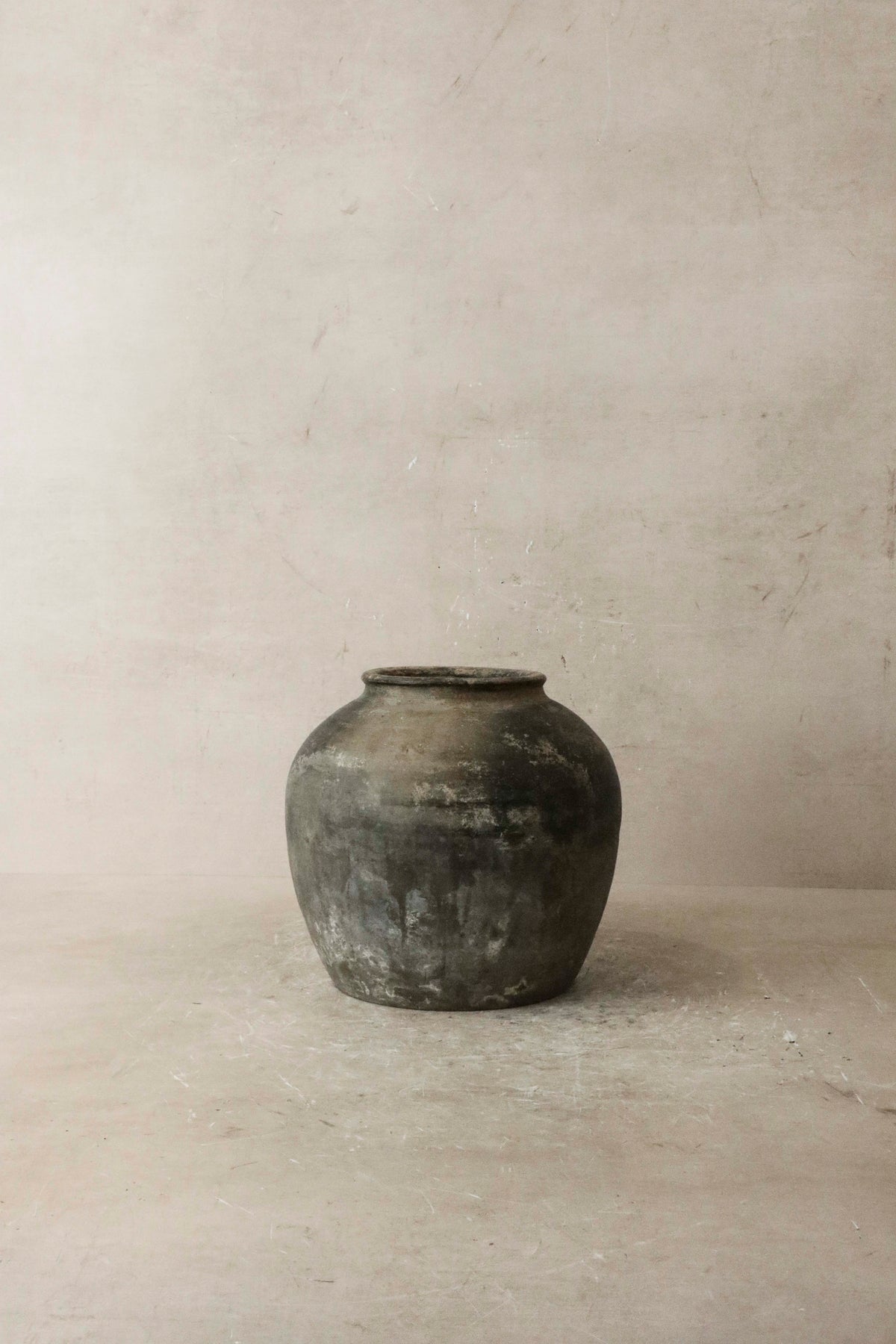 Vintage Dark Pot n° 43
