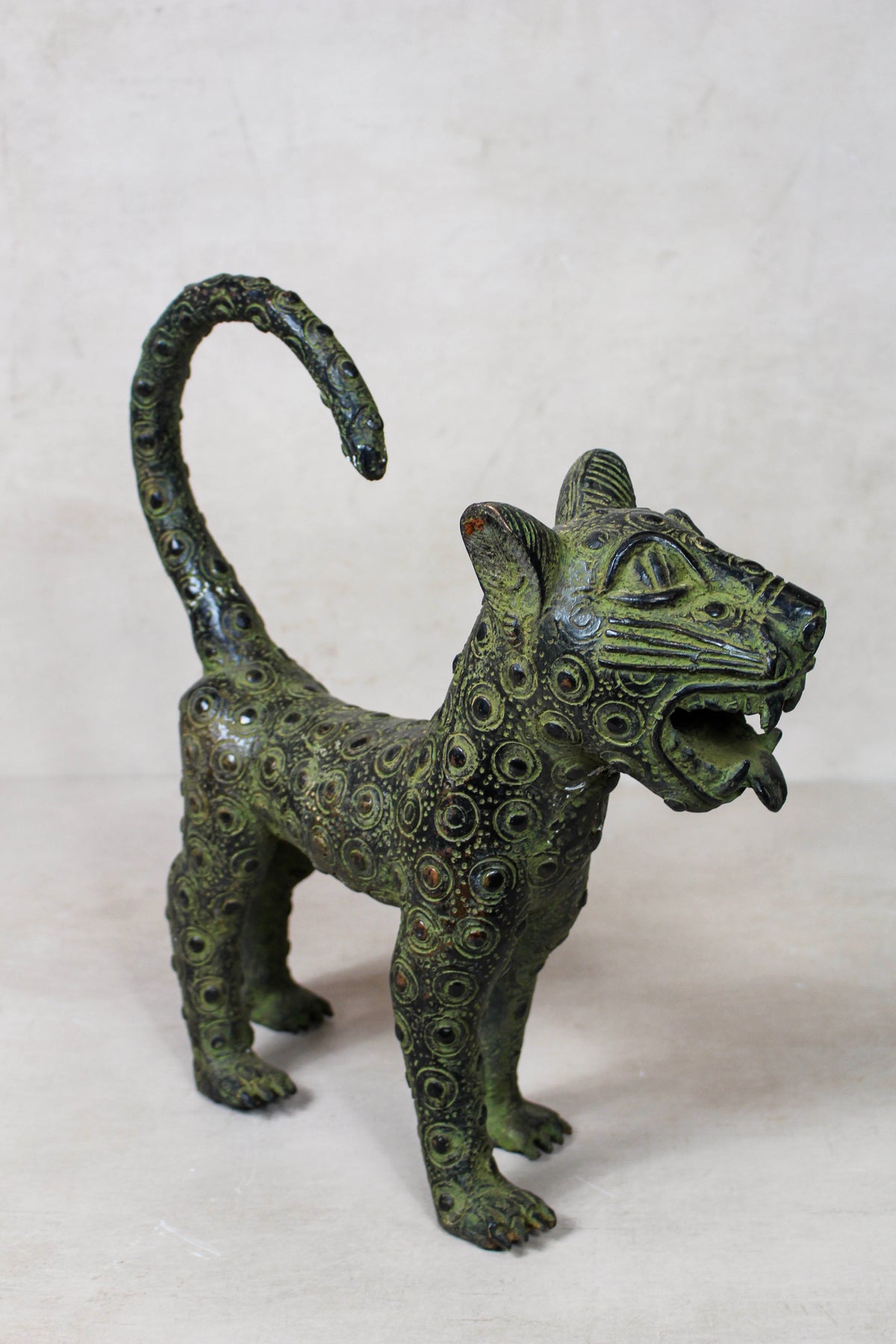 Benin Bronze Leopard sculpture - Large 107.1