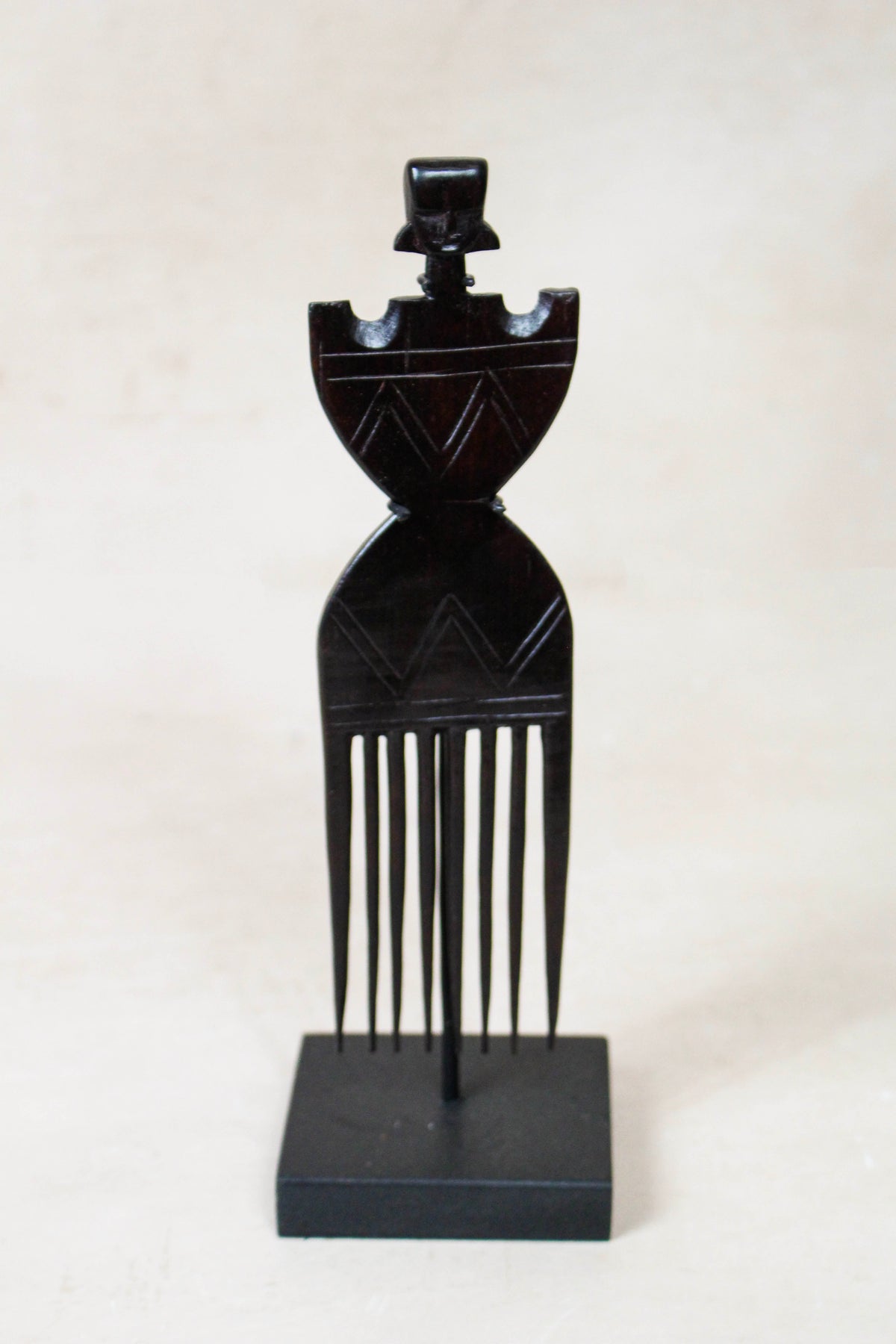 West African Carved Comb 240.3