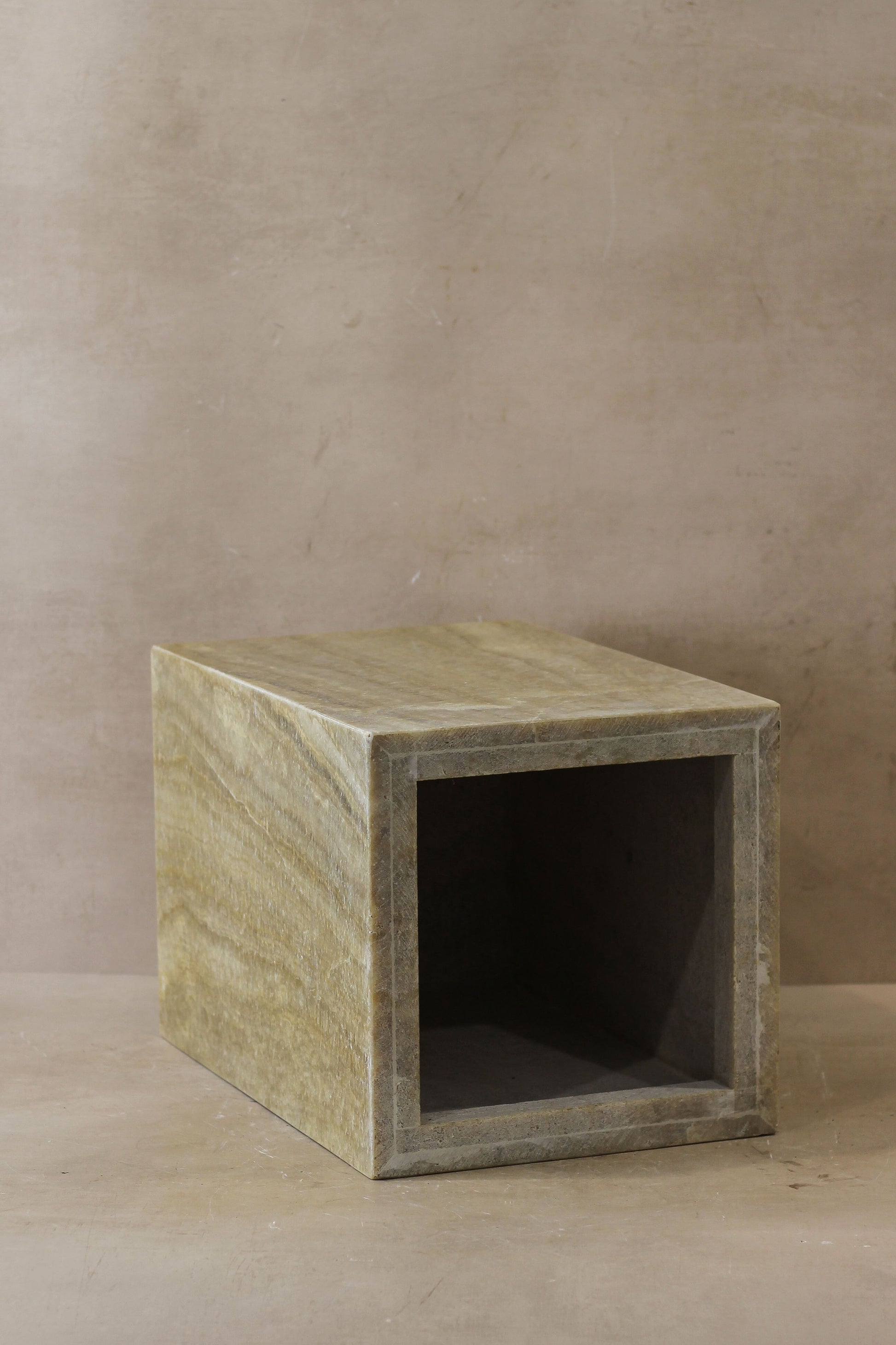 Onyx Side Table Pedestal - No 1