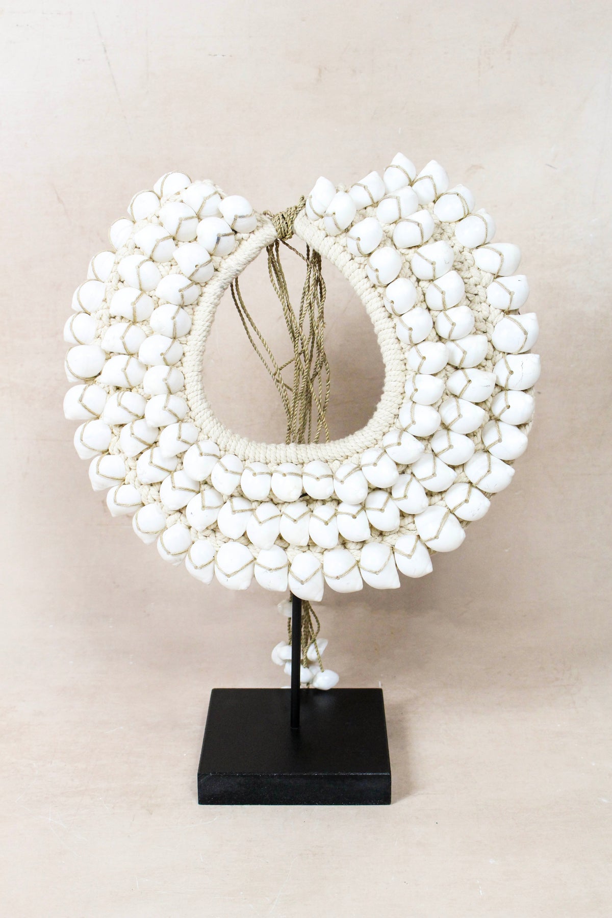 Handmade White Shell Necklace 26.4