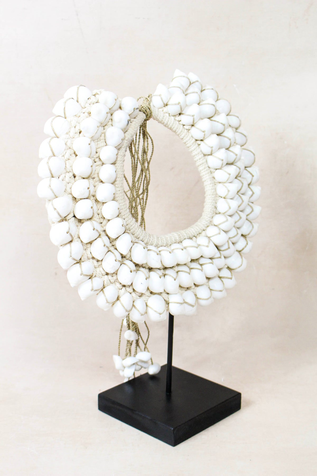 Handmade White Shell Necklace 26.4