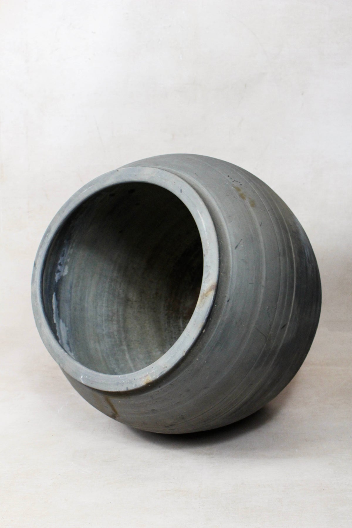 Vintage Grey Pot - 83