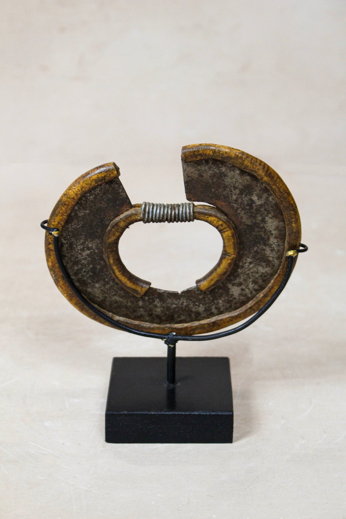 Antique East African "Ararait" Wrist Knife 119.2