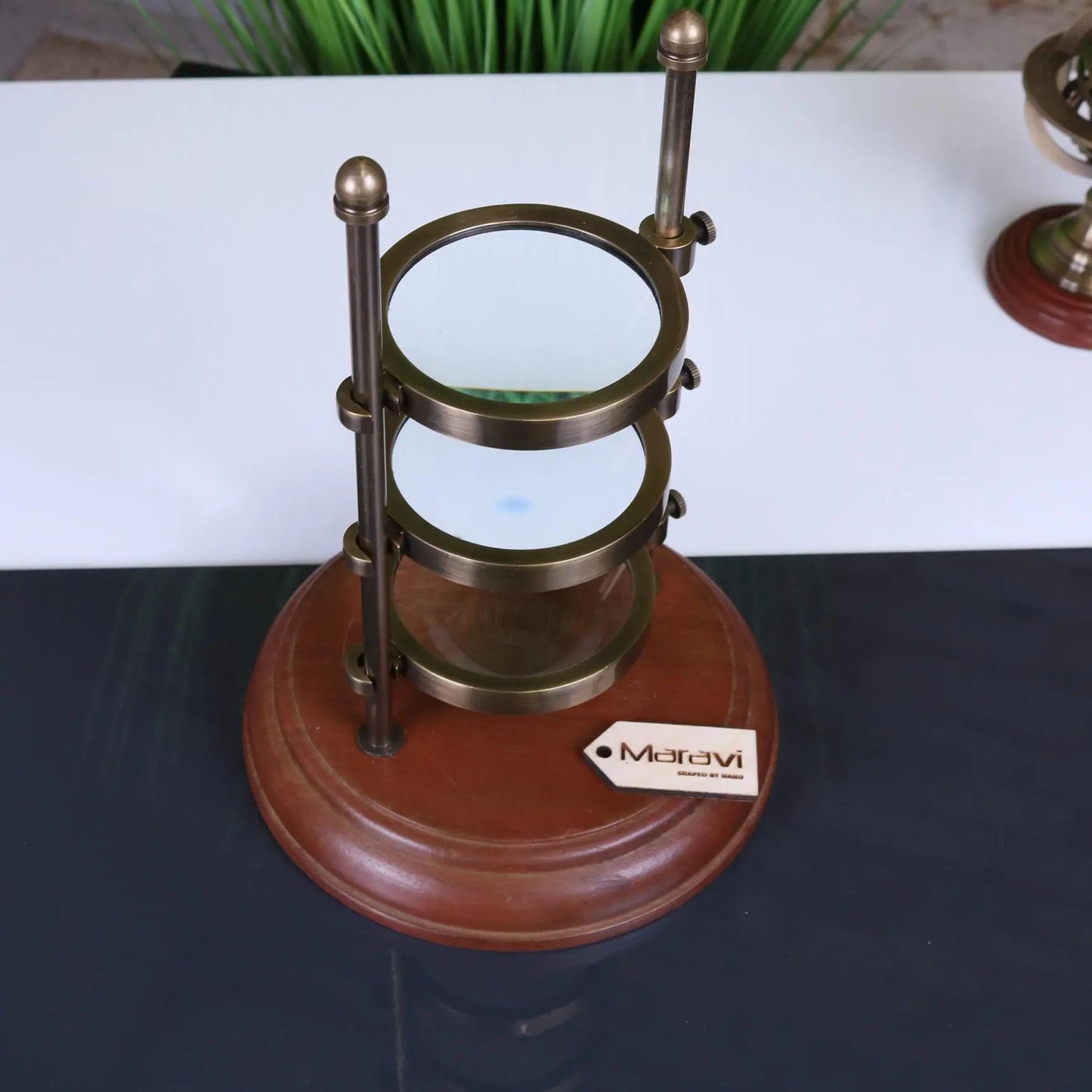 Diari Hands Free Magnifier 3 Level Antique Style
