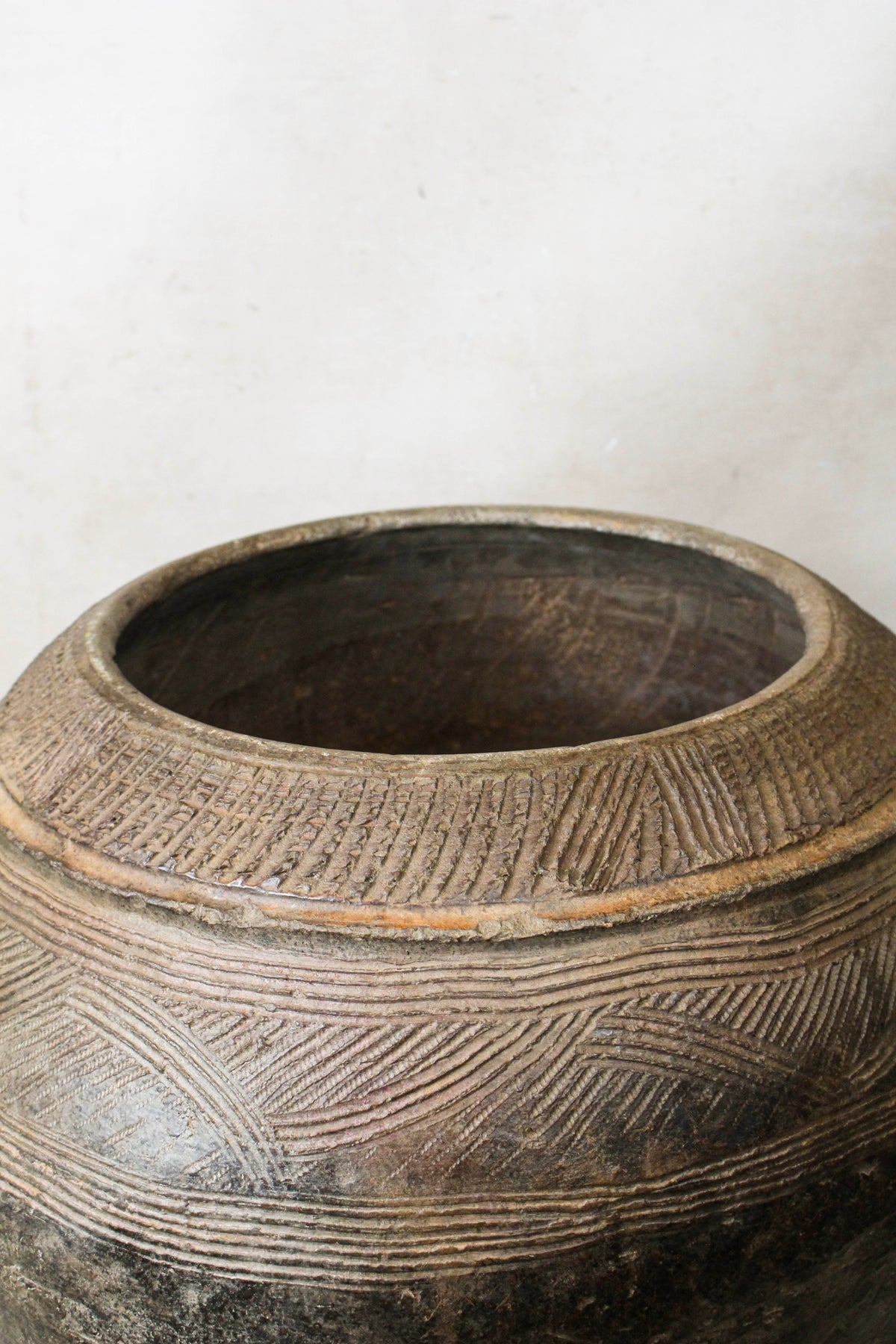 Vintage Nupe Pot on Stand - 5.10