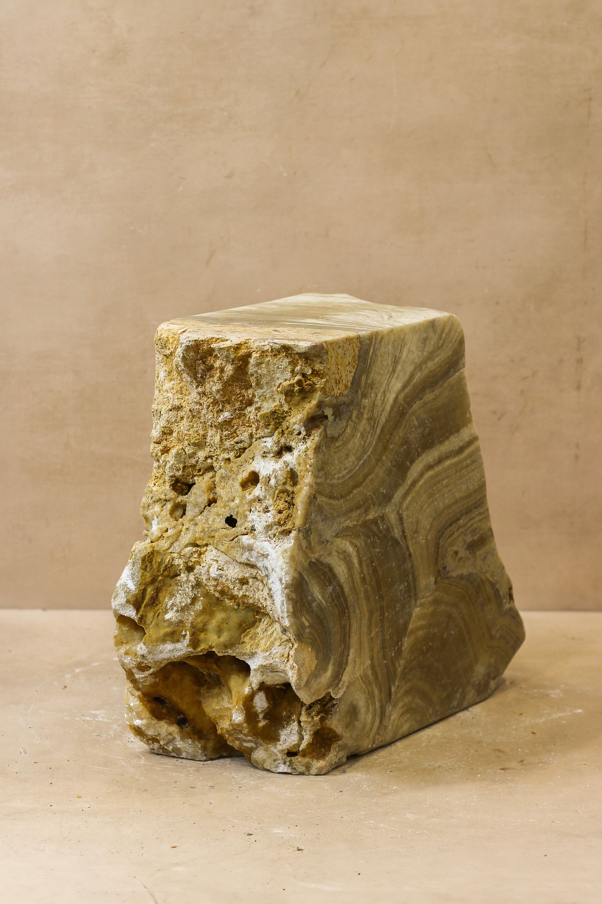 Onyx Side Table Pedestal Raw Cut - Solid - No 3