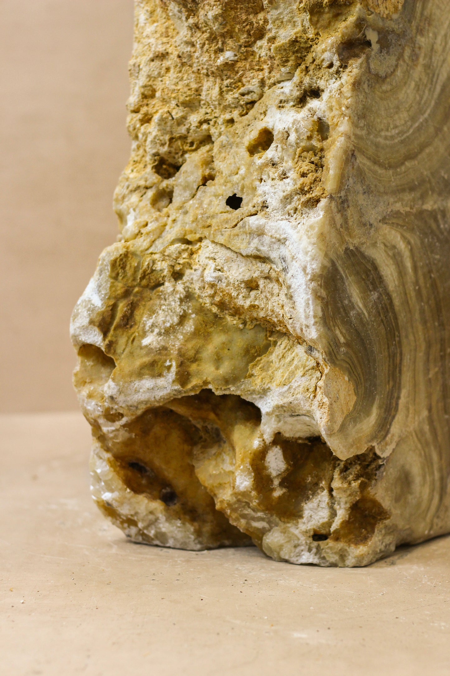 Onyx Side Table Pedestal Raw Cut - Solid - No 3