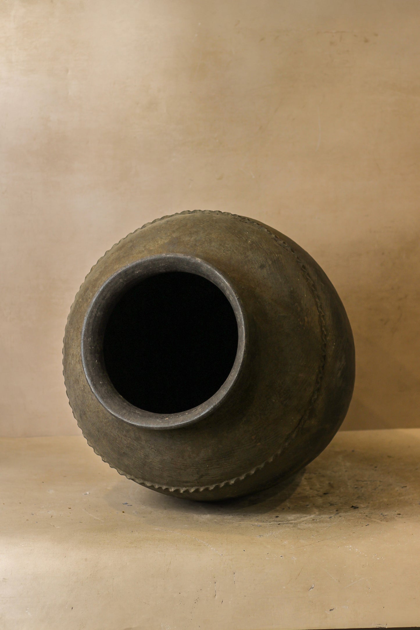 Vintage Black Asian Pots - VB04