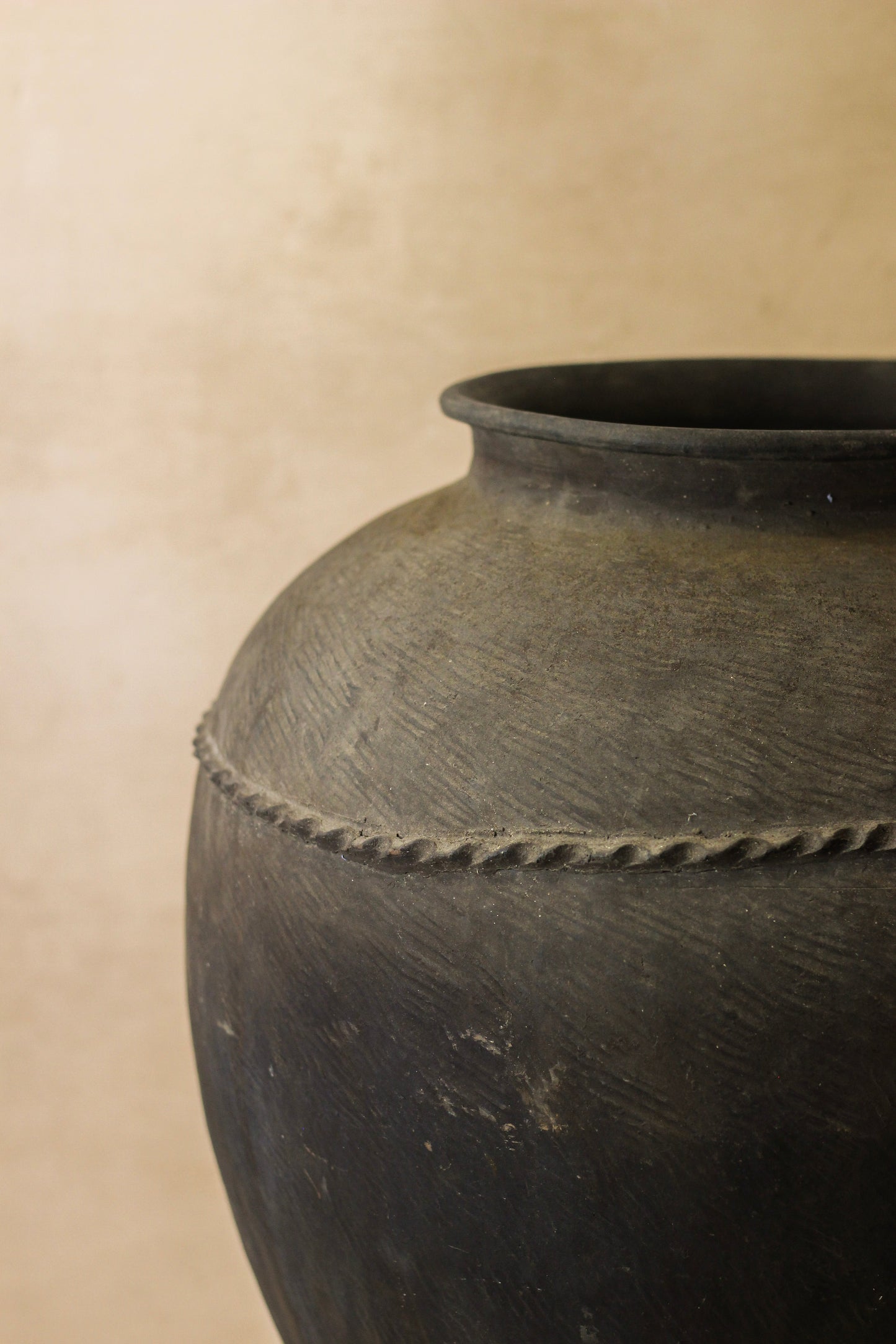 Vintage Black Asian Pots - VB04