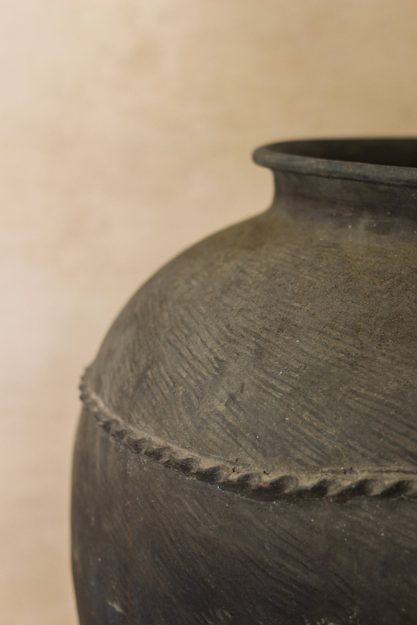 Vintage Black Asian Pots - VB04