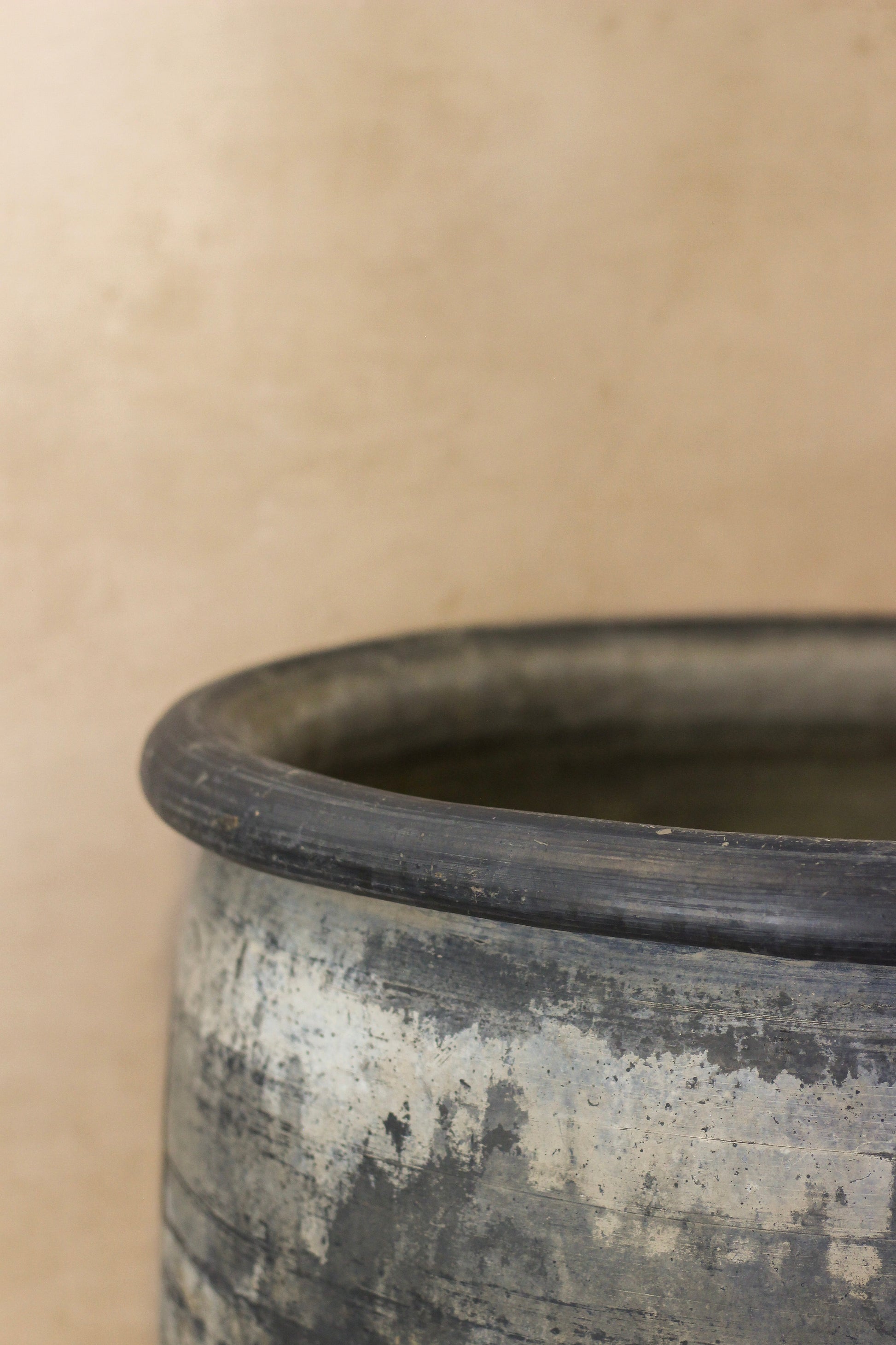 Big Old Grey Asian Pots - L006