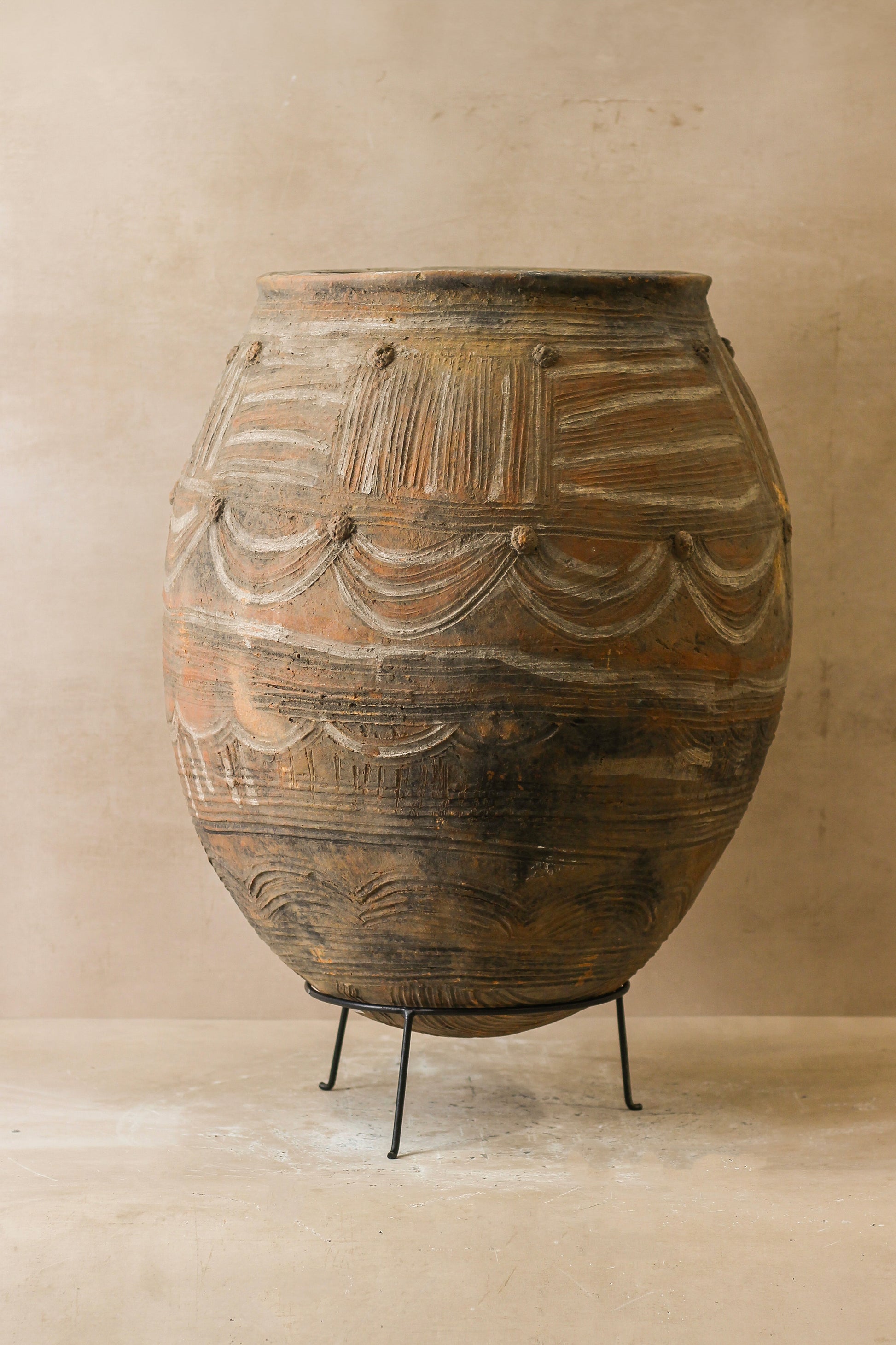 Vintage Nupe Pot - 2.1