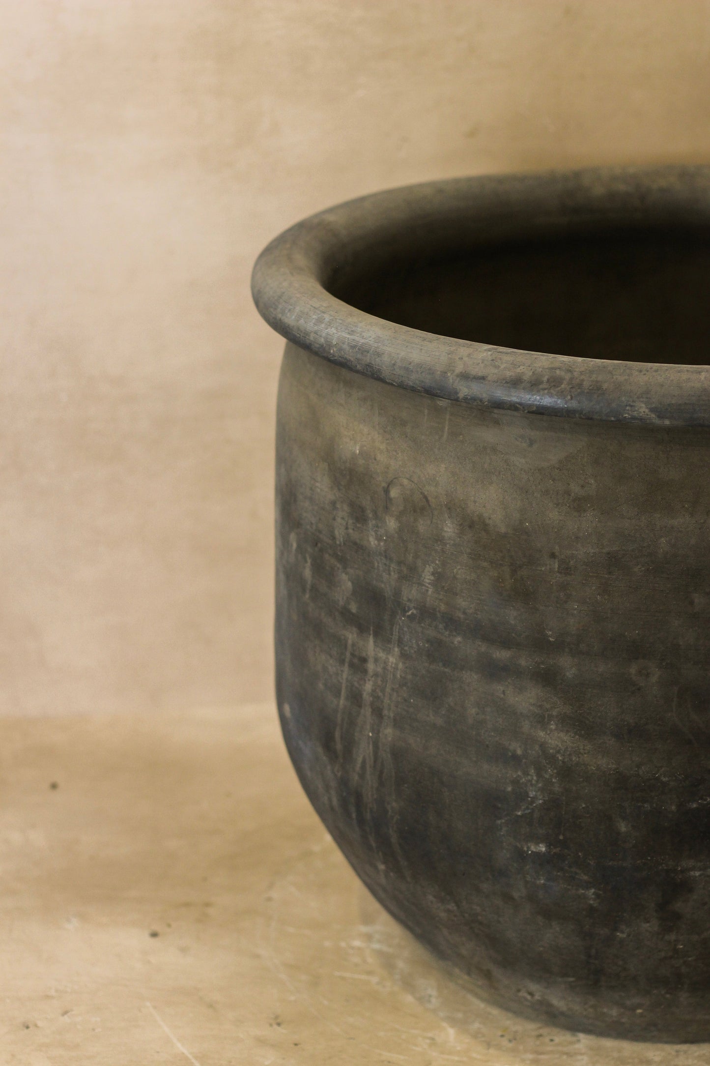 Big Old Grey Asian Pots - L010