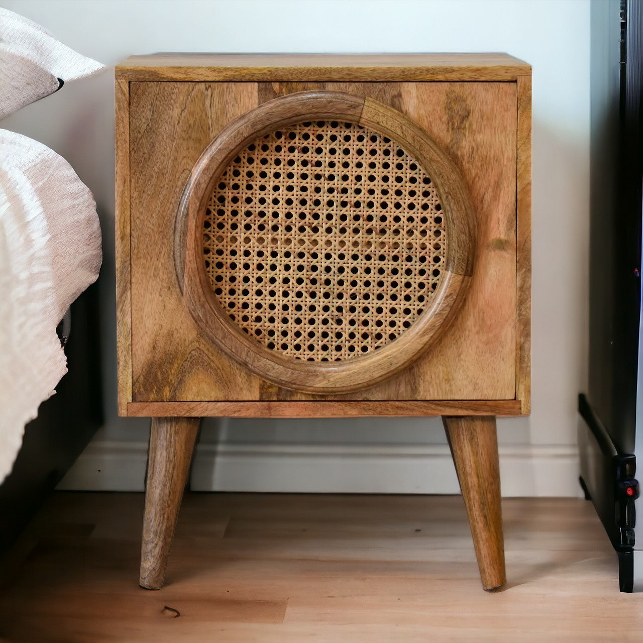 Larissa Door Bedside