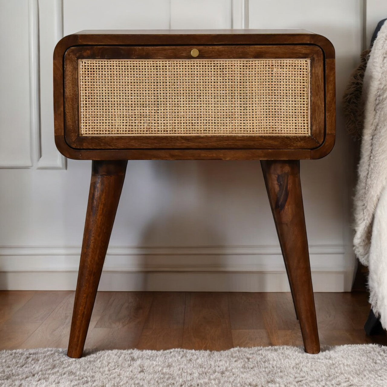 Close-knit Chestnut Bedside