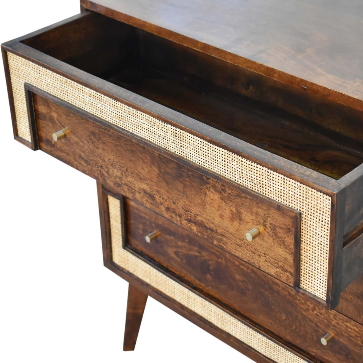 Close-knit Chestnut Chest of Drawers