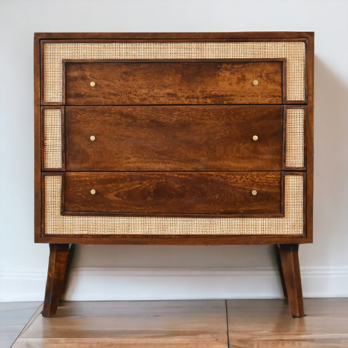 Close-knit Chestnut Chest of Drawers