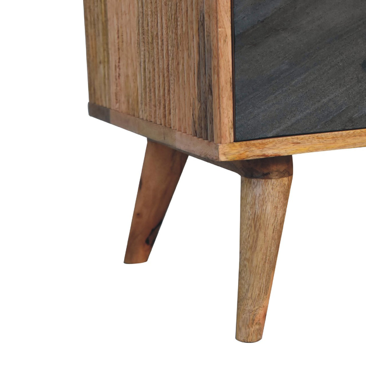 Slade TV Media Unit