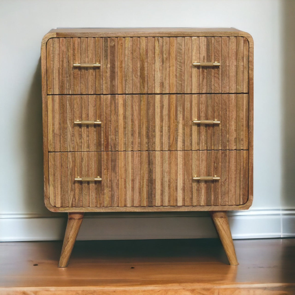 T-bar Ridged Chest of Drawers