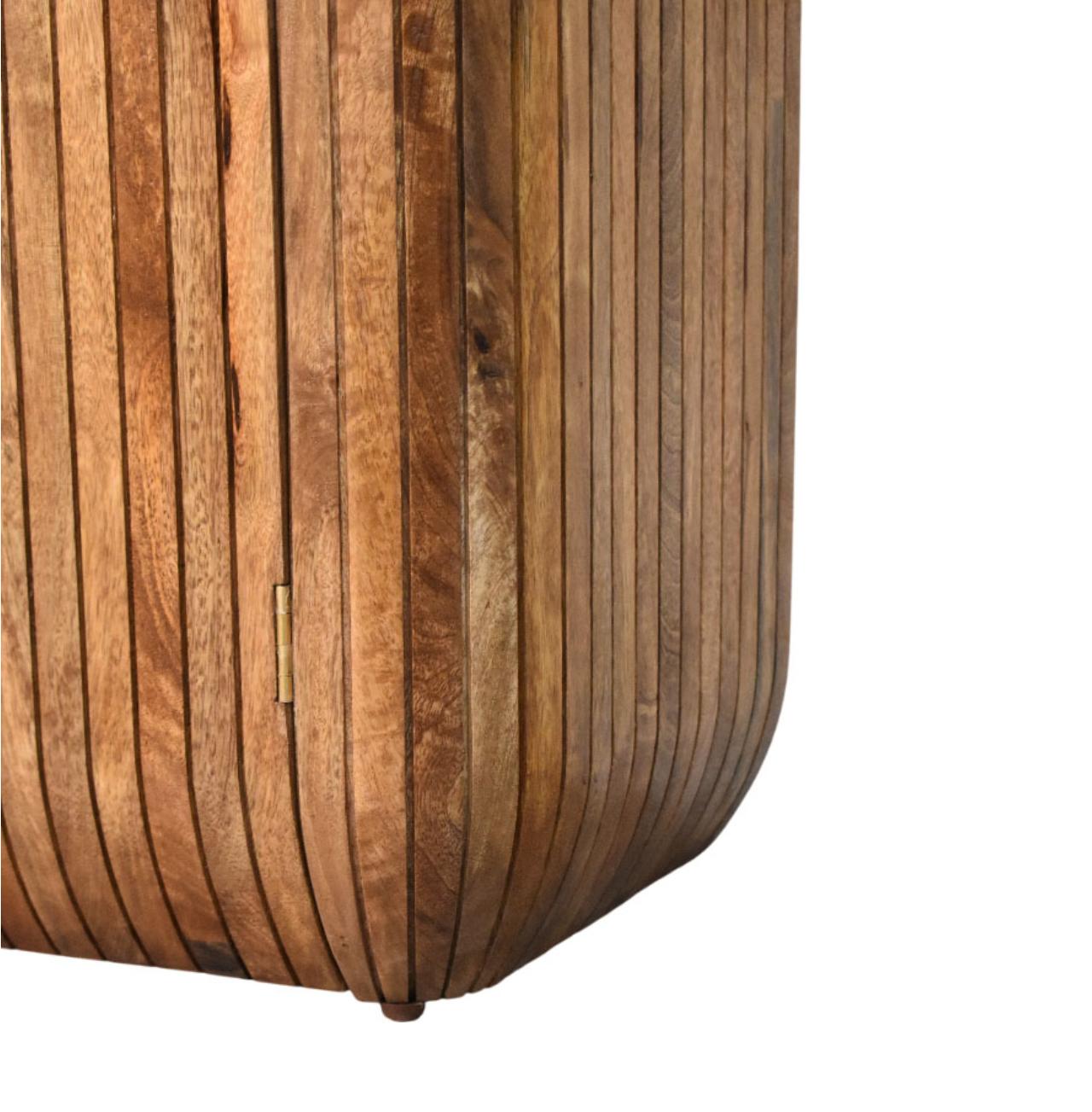 Fluted Curve Chest of Drawers