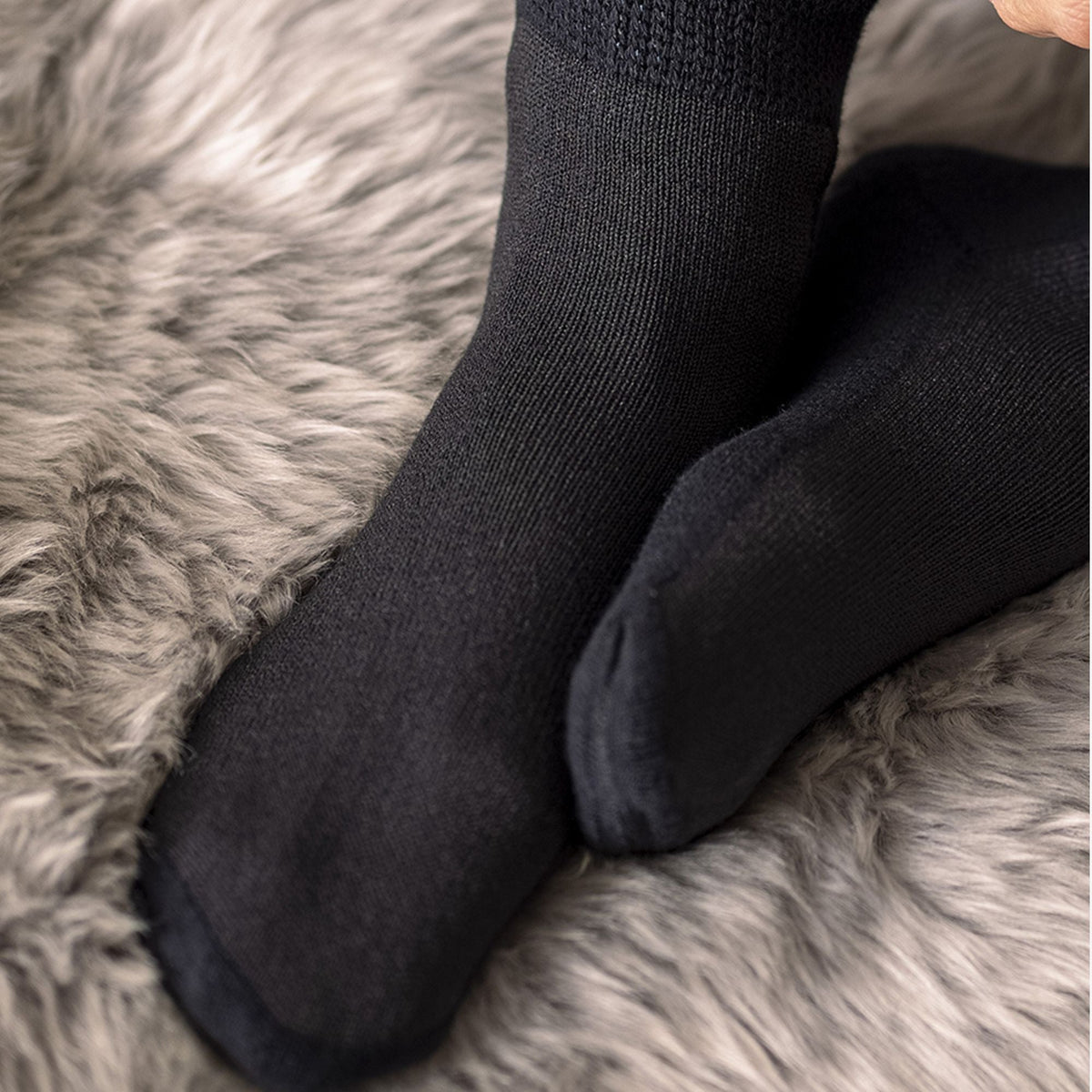 3 Pack Extra Wide Cotton Diabetic Socks for Swollen Legs