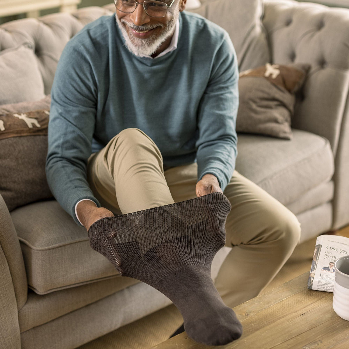 1 Pack Extra Wide Loose Fit Cotton Oedema Socks for Swollen Ankles