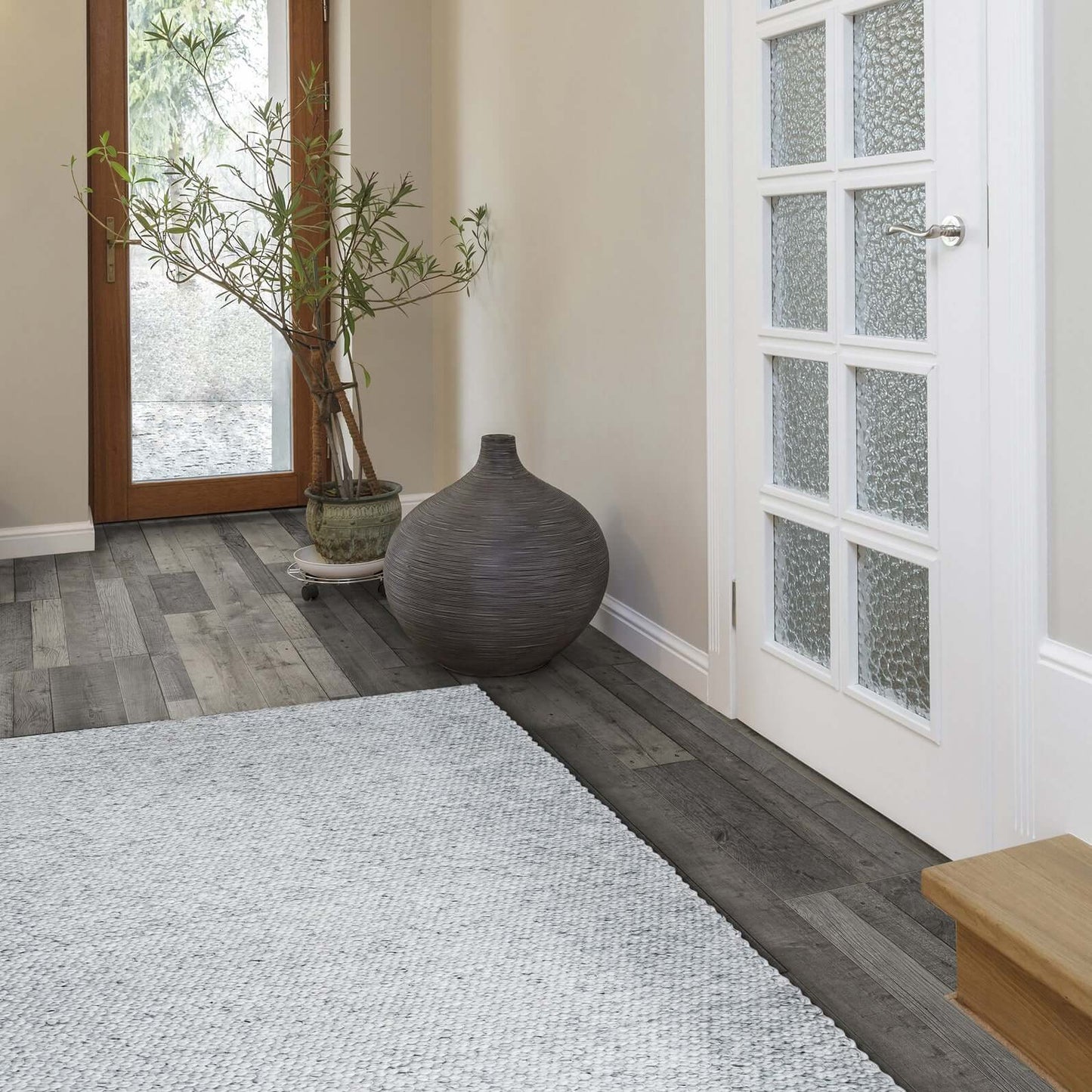 Solid Design Recycled Low Pile Eco Rug | Jaya