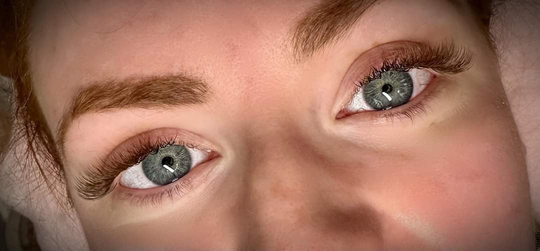 Brown YY Lash Single Length