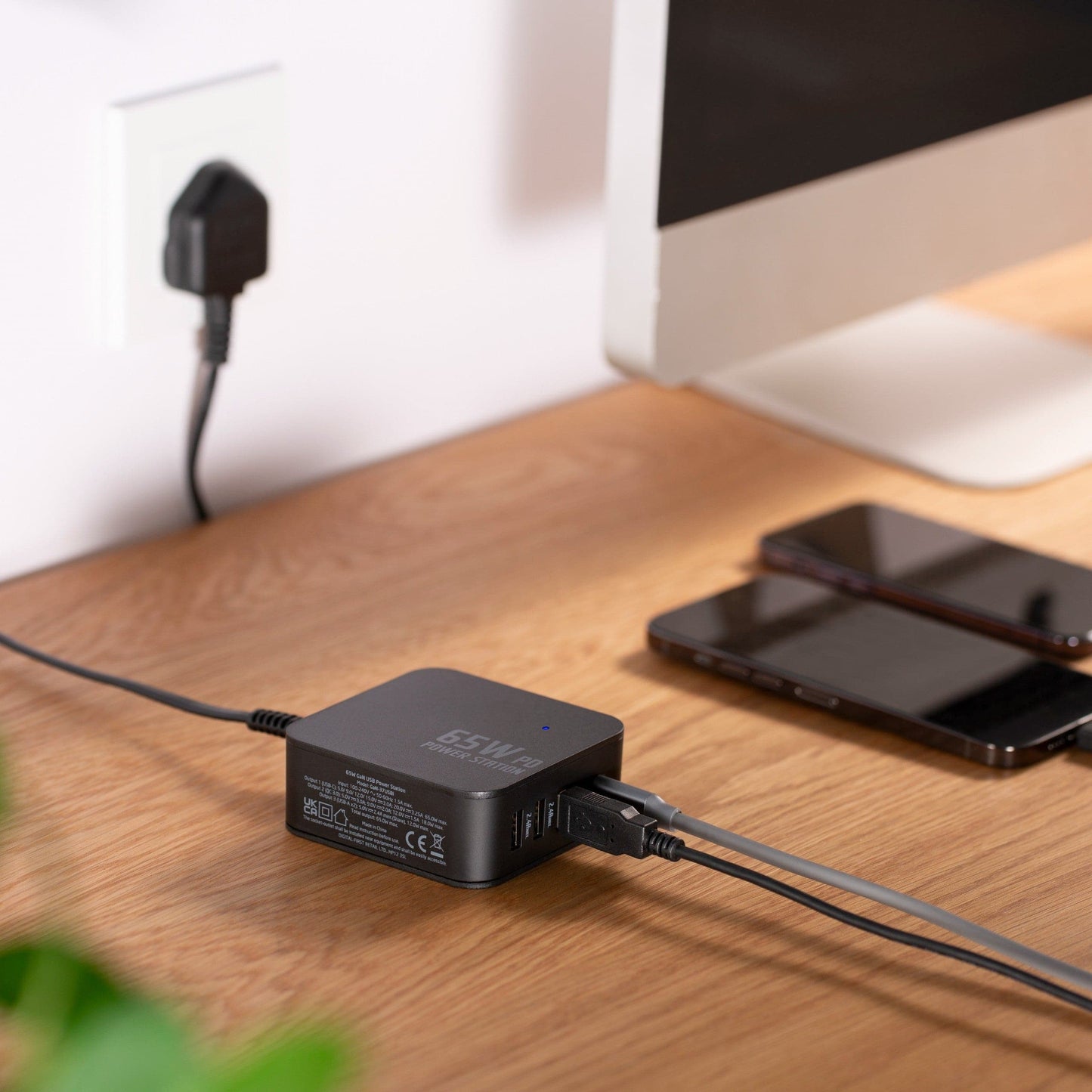 Maplin 4 Port (1 x USB-C PD / 3 x USB-A 3.0 QC) 65W GaN USB Laptop Charger with 1.2m Cable