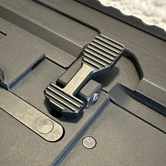 MAXX CNC Aluminium Enhanced Bolt Catch (Style B) (Black) for MTW