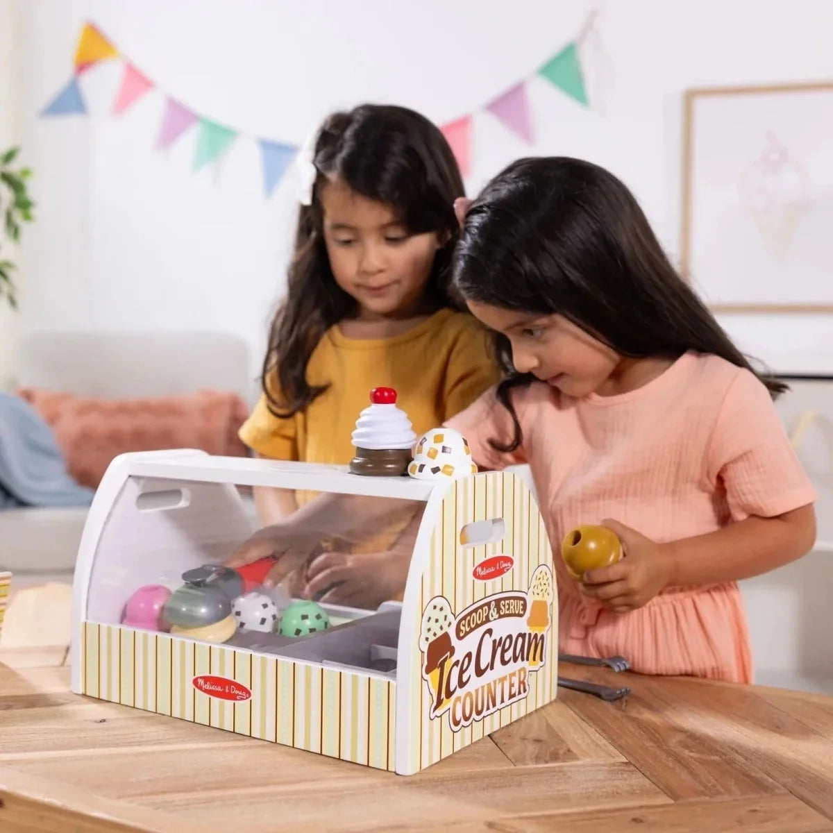 Melissa & Doug Wooden Ice Cream Counter Play Set