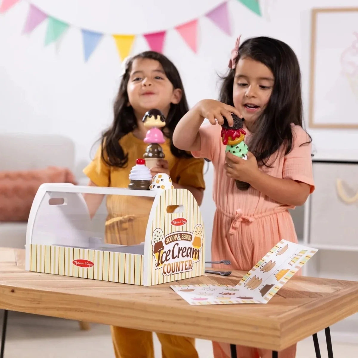 Melissa & Doug Wooden Ice Cream Counter Play Set
