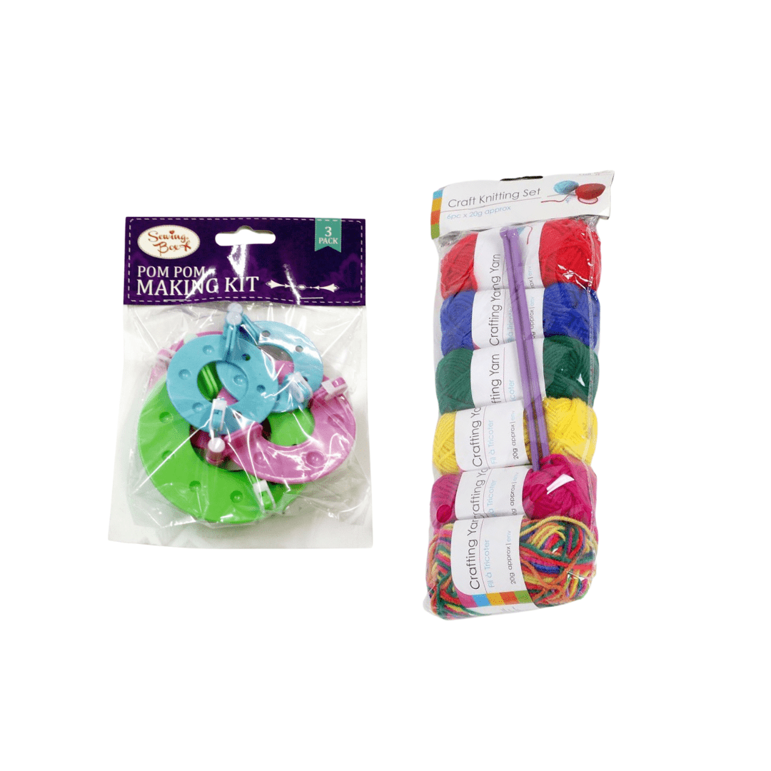 Pom Pom Maker & Yarn Set