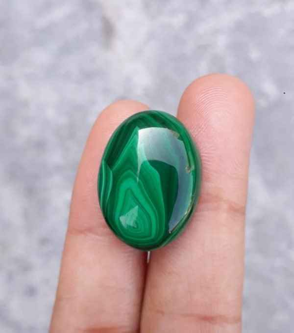 31ct Malachite Crystal - Malachite Cabochon - Malachite Stone of Transformation - 24x18mm