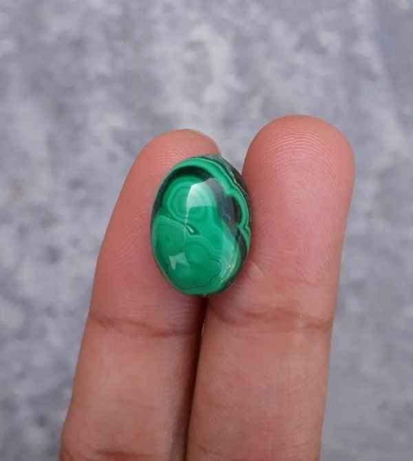 12.8ct Malachite Crystal - Malachite Cabochon - Malachite Stone of Transformation - 17x13mm