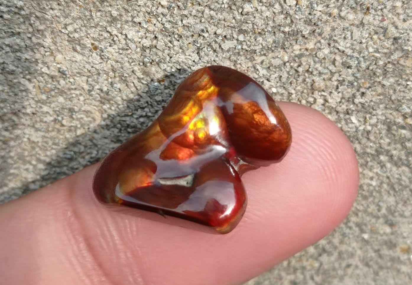 13.3ct Mexican Fire Agate,  Rare Fire Agate, Carved Fire Agate - Perfect gemstone Gift, Aatshi Aqeeq, Dimensions-  18x16 mm