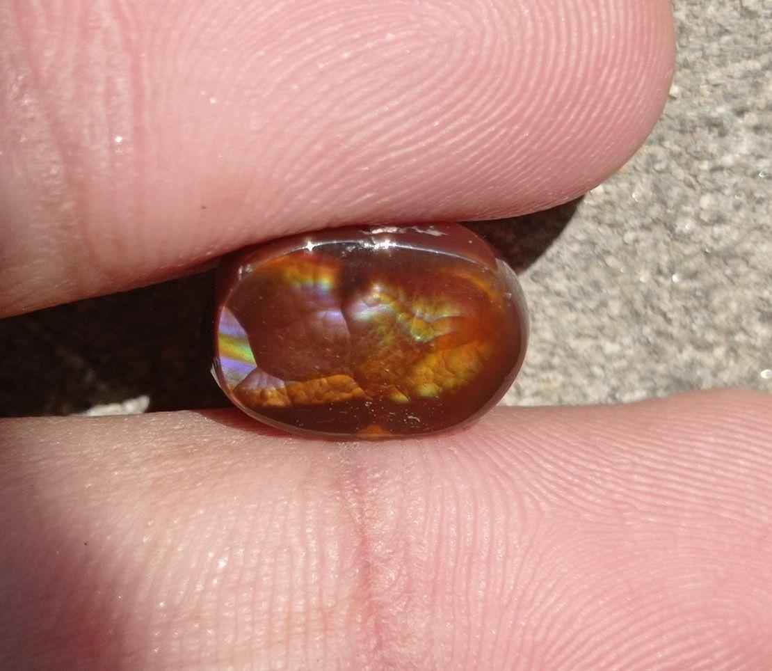 7.25ct Mexican Fire Agate,  Rare Fire Agate, Oval Fire Agate - Perfect gemstone Gift, Yellow-Purple Fire Agate, Dimensions - 13x9x5mm