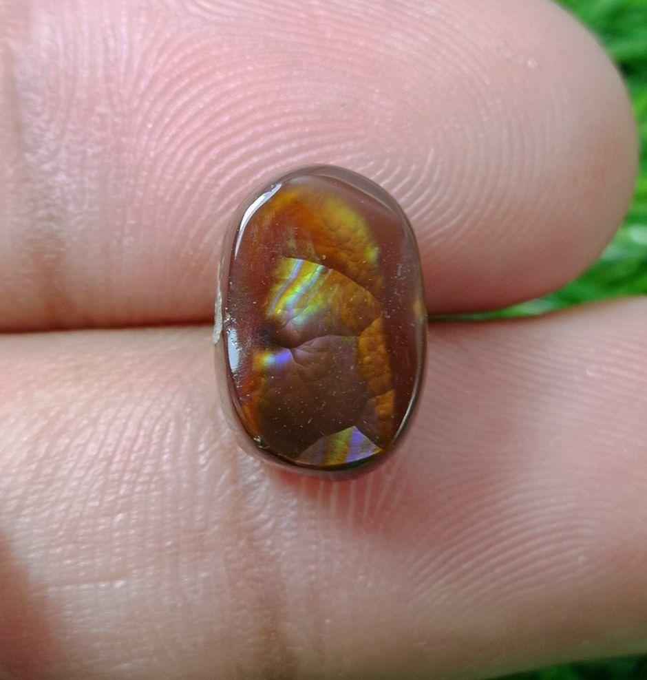 7.25ct Mexican Fire Agate,  Rare Fire Agate, Oval Fire Agate - Perfect gemstone Gift, Yellow-Purple Fire Agate, Dimensions - 13x9x5mm