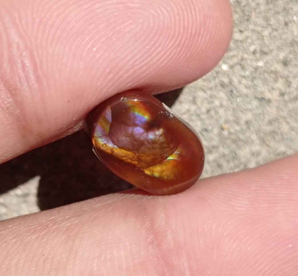 7.25ct Mexican Fire Agate,  Rare Fire Agate, Oval Fire Agate - Perfect gemstone Gift, Yellow-Purple Fire Agate, Dimensions - 13x9x5mm