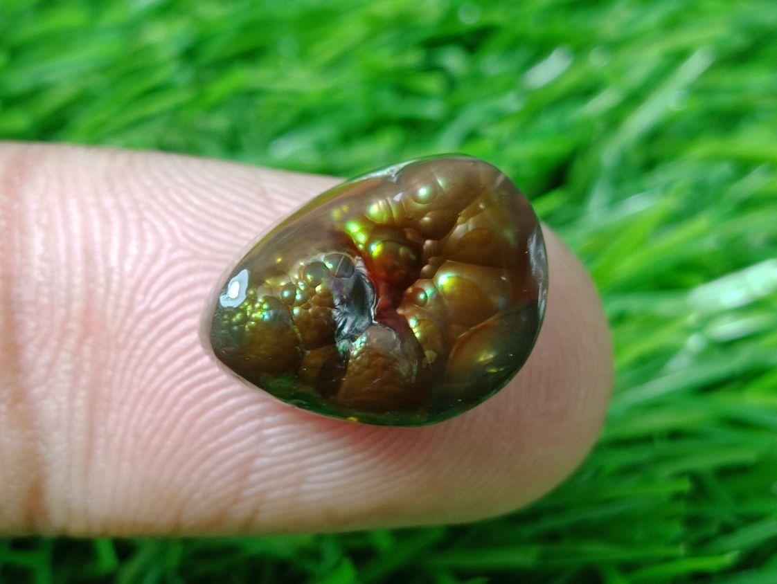 9.4ct Mexican Fire Agate,  Rare Fire Agate, Green Aatshi Aqeeq - Perfect gemstone Gift, Dimensions - 15x12xmm