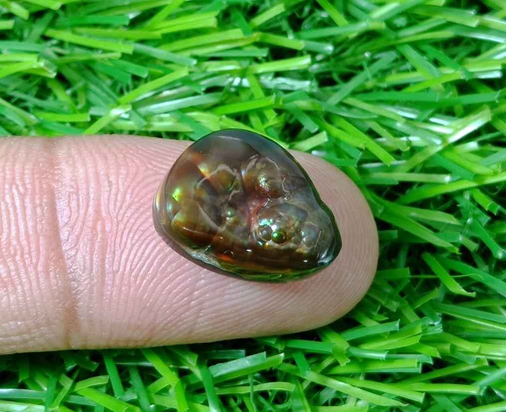 9.4ct Mexican Fire Agate,  Rare Fire Agate, Green Aatshi Aqeeq - Perfect gemstone Gift, Dimensions - 15x12xmm