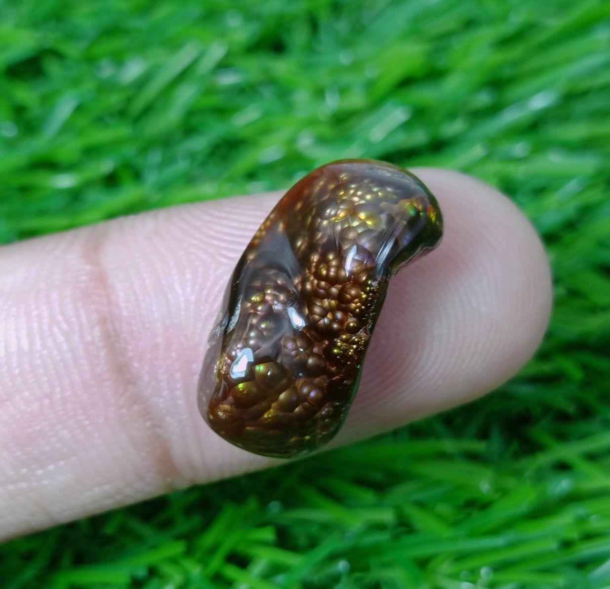 10.7ct Natural Curved Mexican Fire Agate, Rare Gemstone than Diamonds, Bubbly Fire Agate, Dimensions-19x11mm