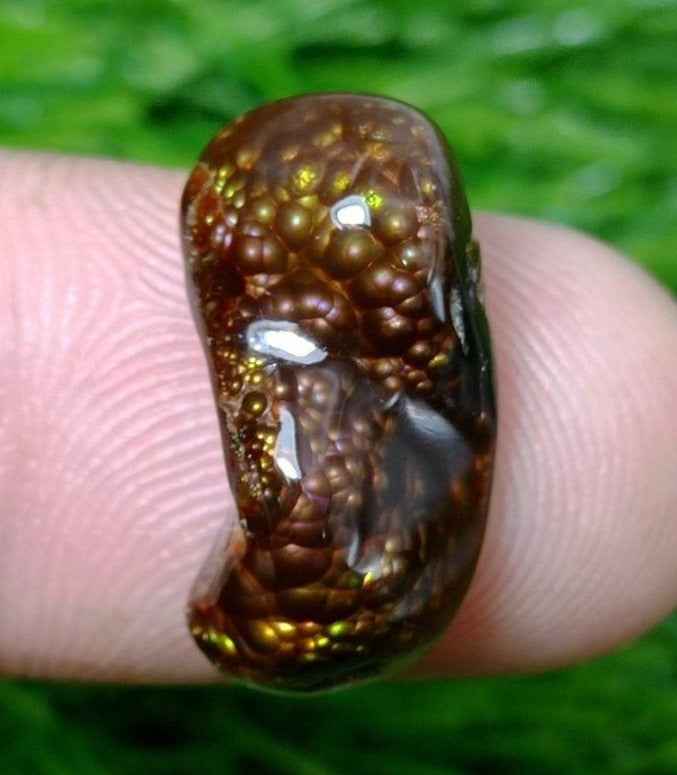 10.7ct Natural Curved Mexican Fire Agate, Rare Gemstone than Diamonds, Bubbly Fire Agate, Dimensions-19x11mm