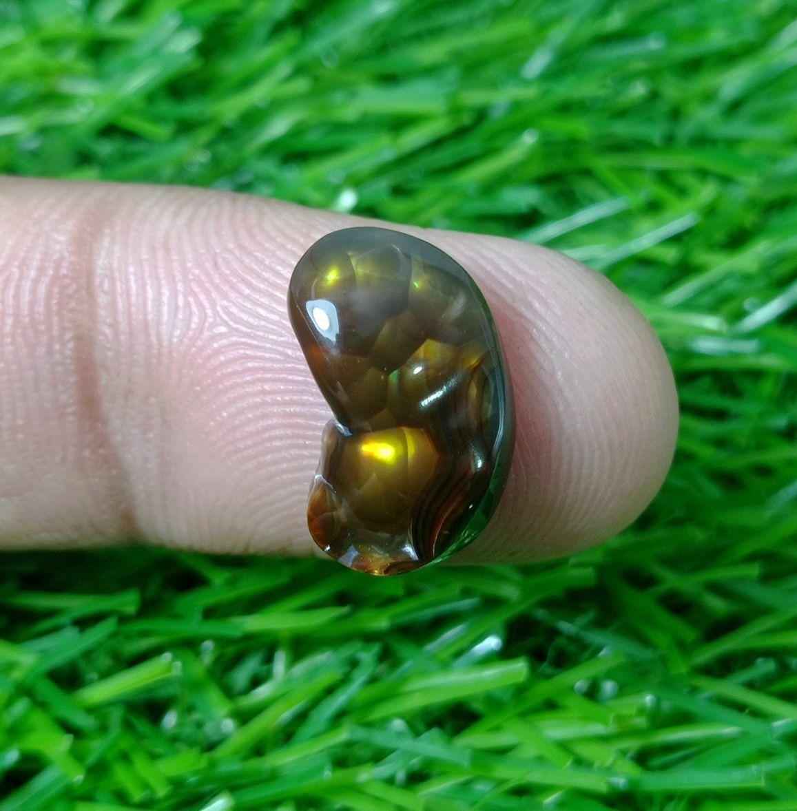 6ct Mexican Fire Agate,  Rare Fire Agate, Yellow Aatshi Aqeeq - Perfect gemstone Gift, Dimensions 16x9x5mm