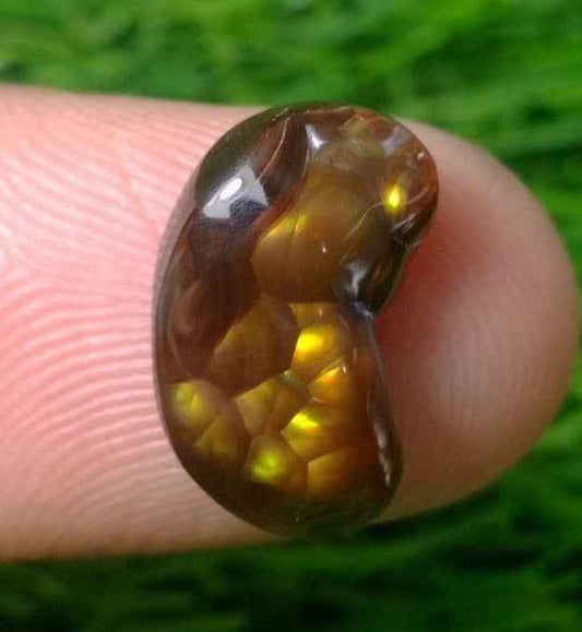6ct Mexican Fire Agate, Rare Fire Agate, Yellow Aatshi Aqeeq - Perfect gemstone Gift, Dimensions 16x9x5mm