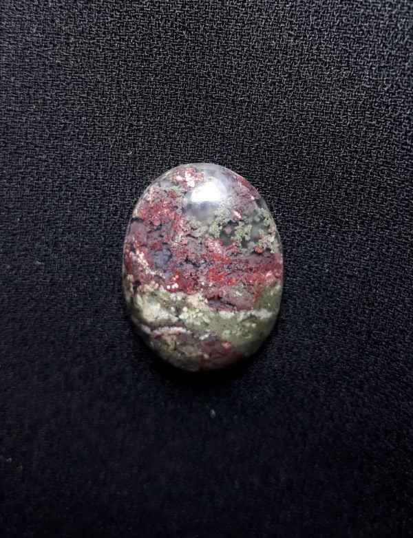 15.8ct Moss Agate - Red Moss Agate - 23x16.5x6mm