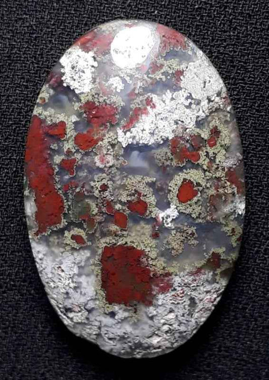 34.7ct Moss Agate - Red Moss Agate - 31x20x8mm